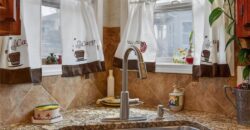 6719 NW Monticello Terrace, Parkville, MO 64152