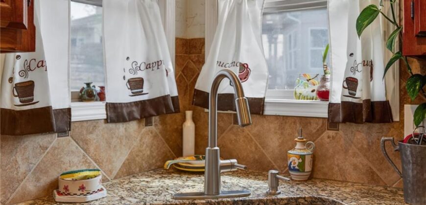 6719 NW Monticello Terrace, Parkville, MO 64152