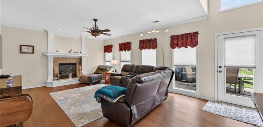 6719 NW Monticello Terrace, Parkville, MO 64152