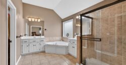 6719 NW Monticello Terrace, Parkville, MO 64152