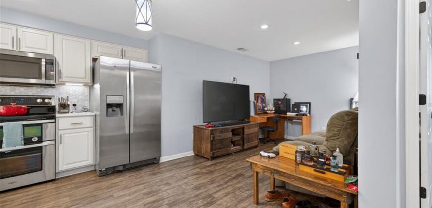 6719 NW Monticello Terrace, Parkville, MO 64152