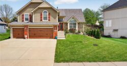 6719 NW Monticello Terrace, Parkville, MO 64152