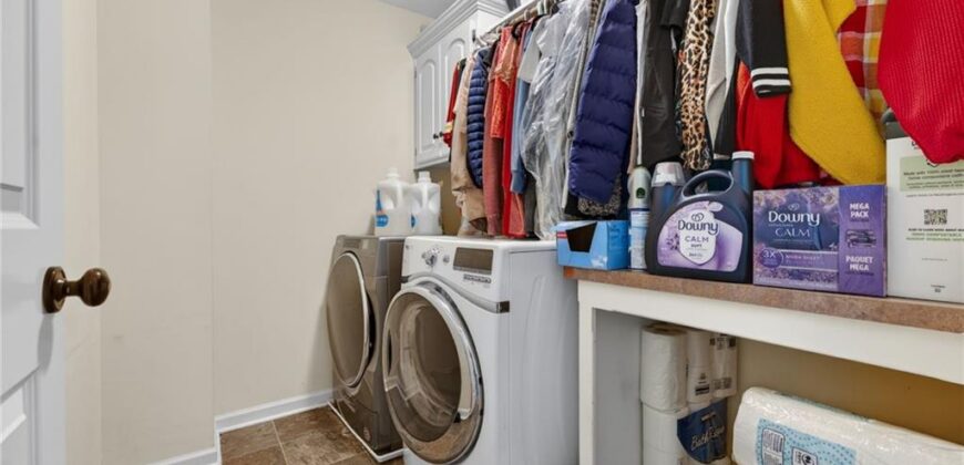 6719 NW Monticello Terrace, Parkville, MO 64152