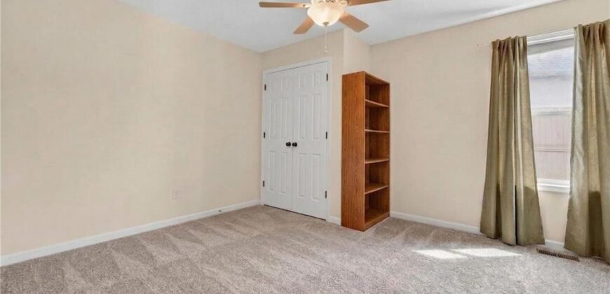 6719 NW Monticello Terrace, Parkville, MO 64152