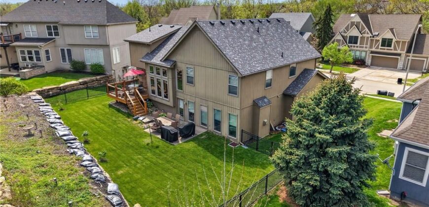 6719 NW Monticello Terrace, Parkville, MO 64152