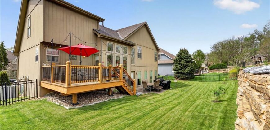 6719 NW Monticello Terrace, Parkville, MO 64152