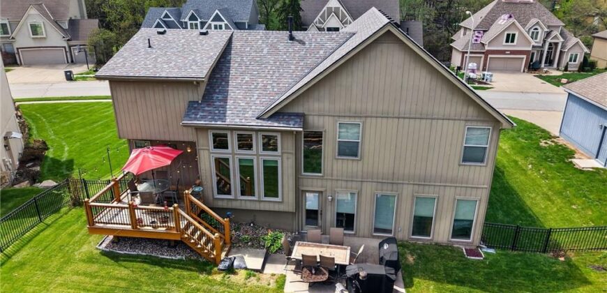 6719 NW Monticello Terrace, Parkville, MO 64152