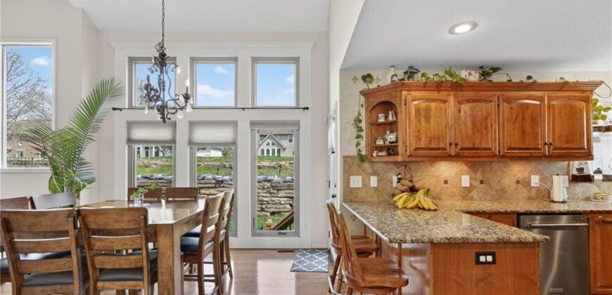 6719 NW Monticello Terrace, Parkville, MO 64152