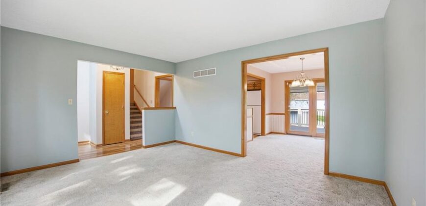 6721 N St Clair Court, Kansas City, MO 64151