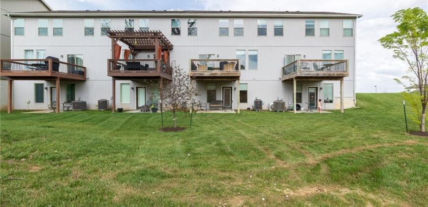 16211 Moon Shot Street, Parkville, MO 64152