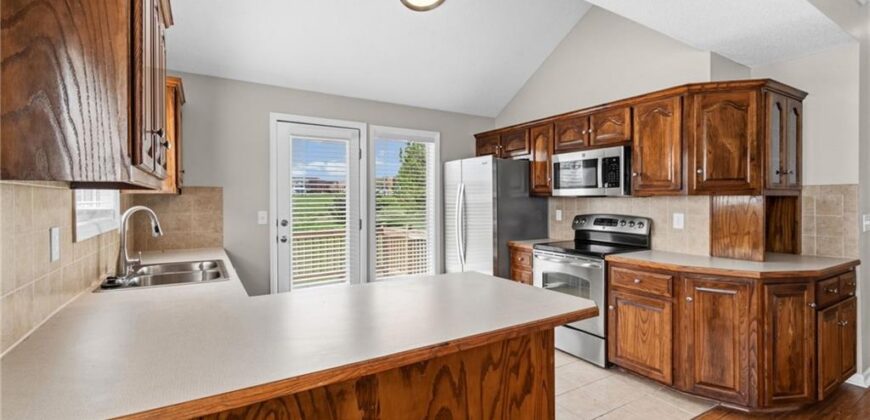 9112 N Camden Avenue, Kansas City, MO 64154