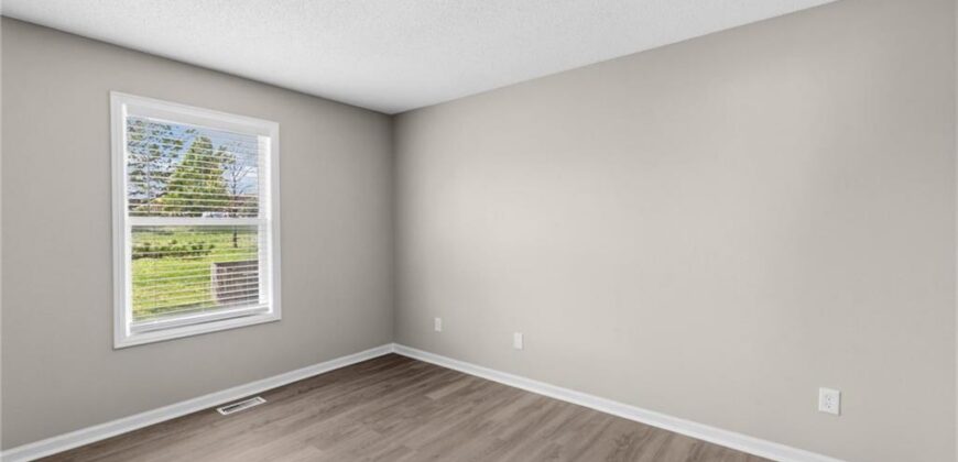 9112 N Camden Avenue, Kansas City, MO 64154