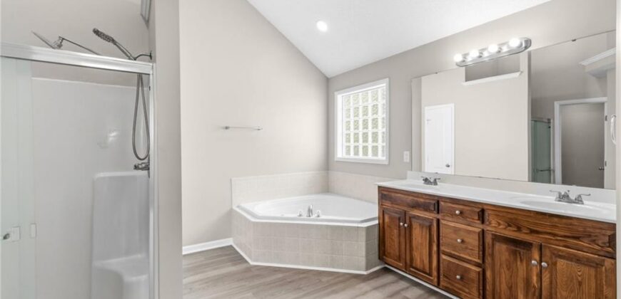 9112 N Camden Avenue, Kansas City, MO 64154