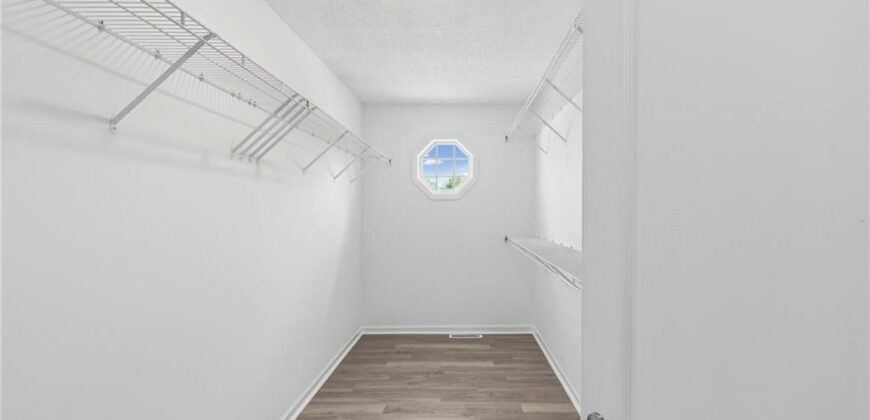 9112 N Camden Avenue, Kansas City, MO 64154