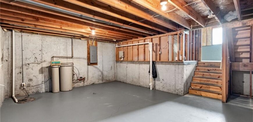 9112 N Camden Avenue, Kansas City, MO 64154