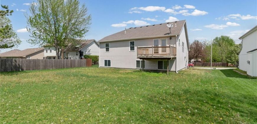 9112 N Camden Avenue, Kansas City, MO 64154