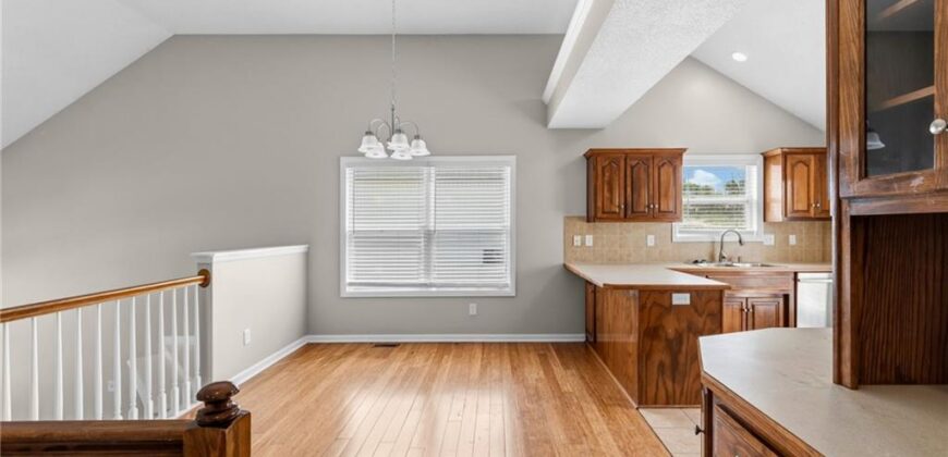 9112 N Camden Avenue, Kansas City, MO 64154