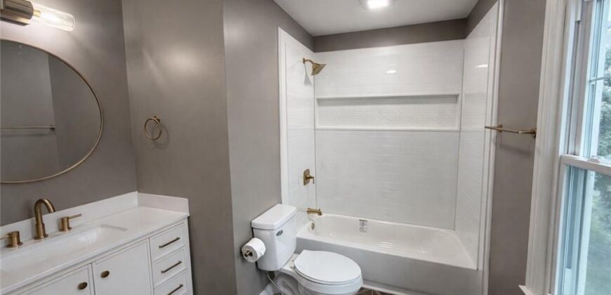 2209 NE 39th Terrace, Kansas City, MO 64116