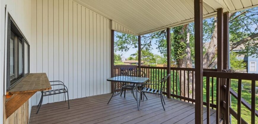 10075 N Locust Street, Kansas City, MO 64155