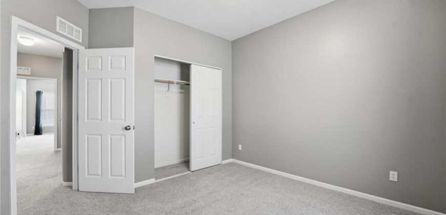 830 NE 66th Street, Gladstone, MO 64118