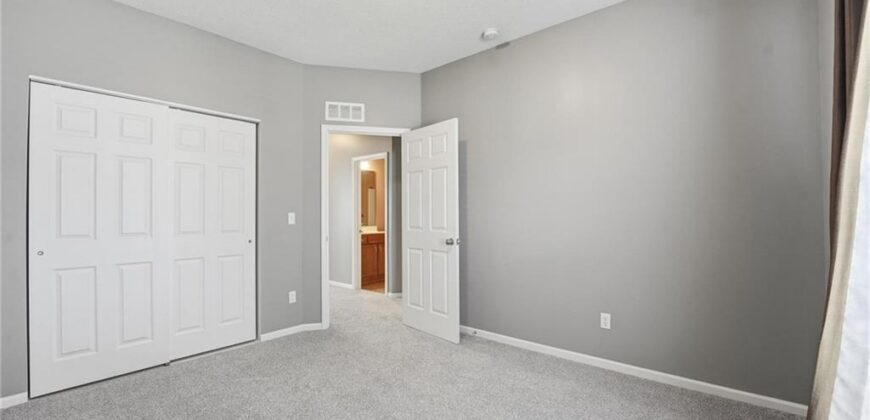 830 NE 66th Street, Gladstone, MO 64118