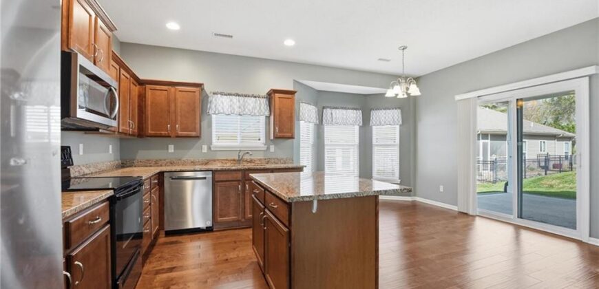 830 NE 66th Street, Gladstone, MO 64118