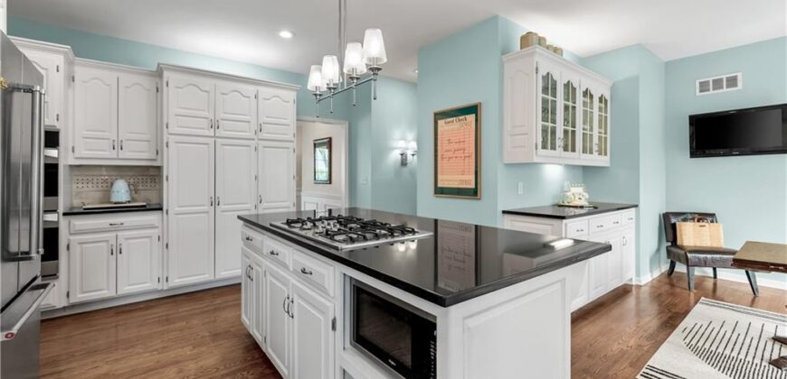 6108 N Mattox Road, Kansas City, MO 64151