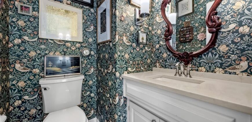 6108 N Mattox Road, Kansas City, MO 64151