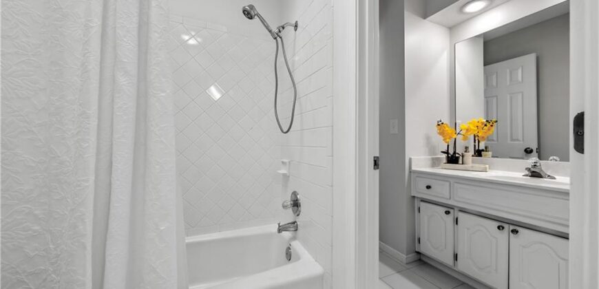 6108 N Mattox Road, Kansas City, MO 64151