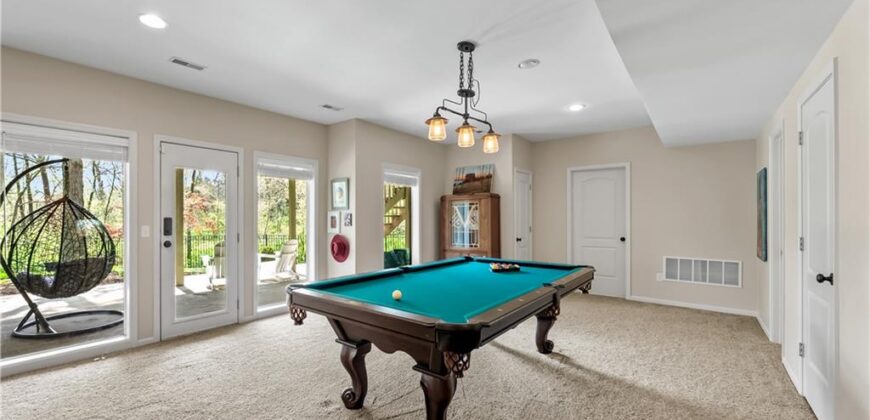 6108 N Mattox Road, Kansas City, MO 64151