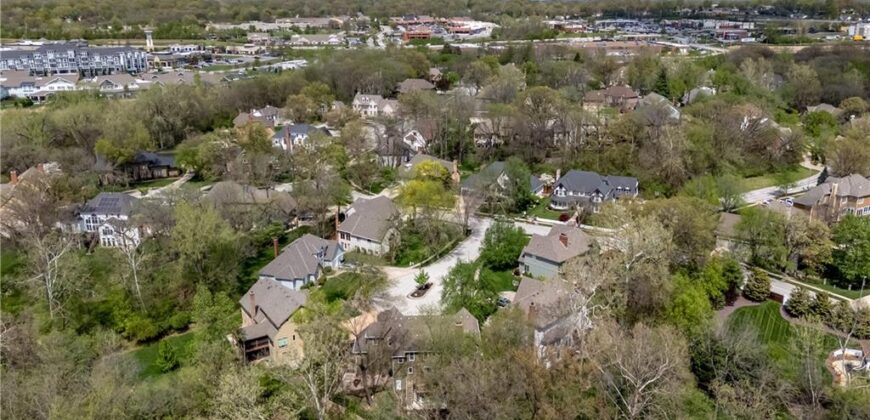 6108 N Mattox Road, Kansas City, MO 64151