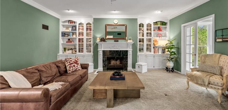 6108 N Mattox Road, Kansas City, MO 64151