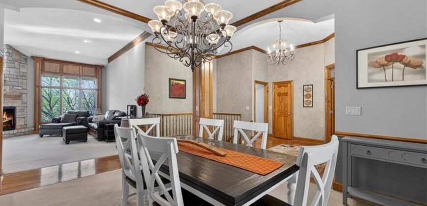 8615 NW Baker Road Circle, Kansas City, MO 64153