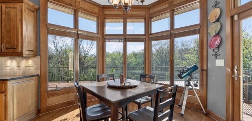 8615 NW Baker Road Circle, Kansas City, MO 64153