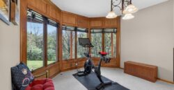 8615 NW Baker Road Circle, Kansas City, MO 64153