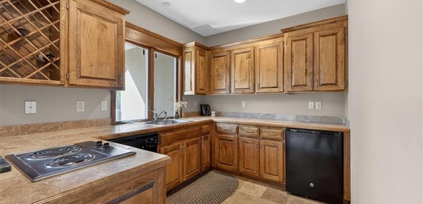 8615 NW Baker Road Circle, Kansas City, MO 64153