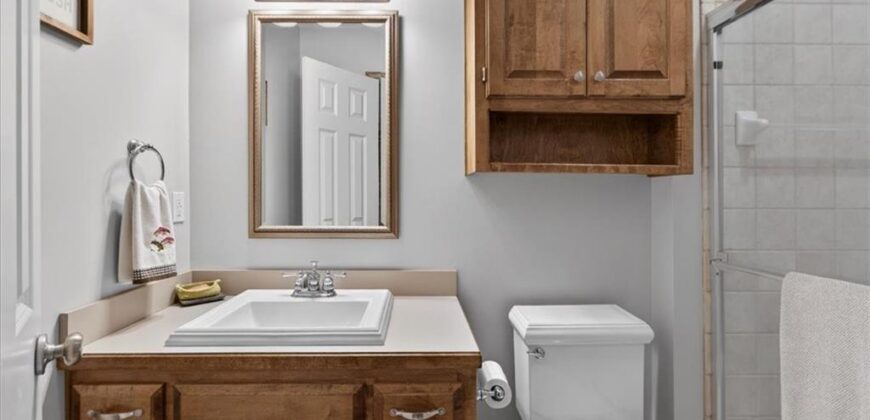 8615 NW Baker Road Circle, Kansas City, MO 64153