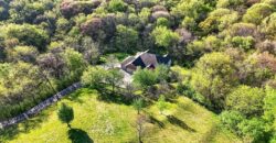 8615 NW Baker Road Circle, Kansas City, MO 64153