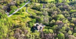 8615 NW Baker Road Circle, Kansas City, MO 64153