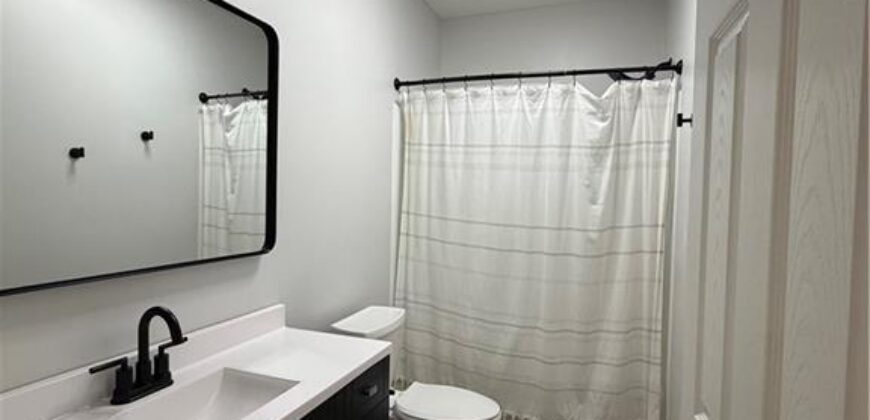 4701 NE 85th Terrace, Kansas City, MO 64156