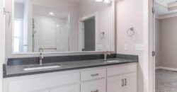 8141 N Farley Avenue, Kansas City, MO 64158