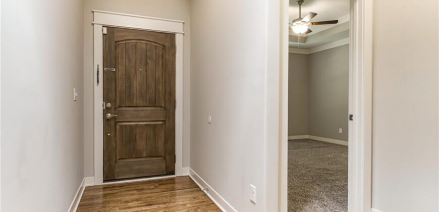 8141 N Farley Avenue, Kansas City, MO 64158