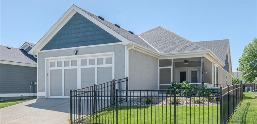 8141 N Farley Avenue, Kansas City, MO 64158
