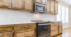 8141 N Farley Avenue, Kansas City, MO 64158