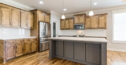 8141 N Farley Avenue, Kansas City, MO 64158