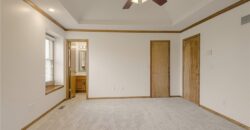 11201 N Lewis Avenue, Kansas City, MO 64157