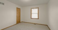 11201 N Lewis Avenue, Kansas City, MO 64157