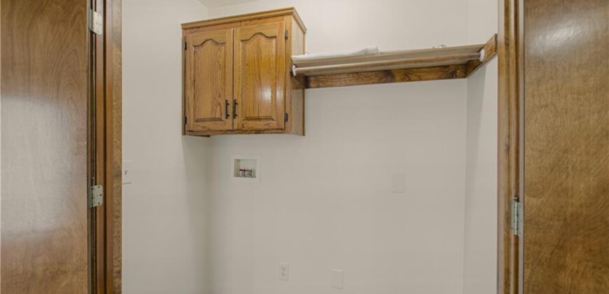 11201 N Lewis Avenue, Kansas City, MO 64157