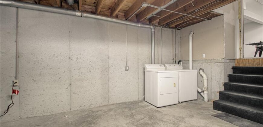 11201 N Lewis Avenue, Kansas City, MO 64157