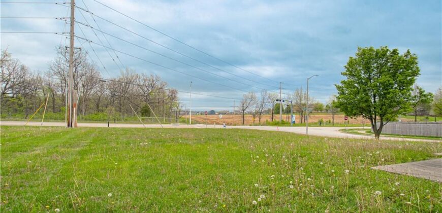 11201 N Lewis Avenue, Kansas City, MO 64157